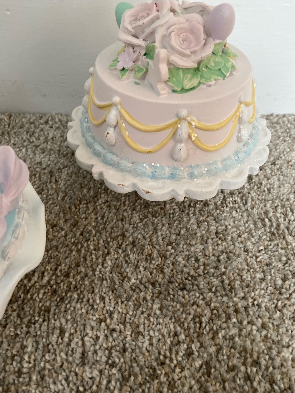 Sweet Treats Easter Cake Set of 3 - Picture 3 of 11